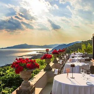 Riviera 5*, Лаванья Италия